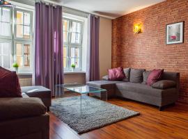 รูปภาพของโรงแรม: Rent Apartments - Św. Ducha 31A/7, Gdańsk