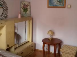 Фотография гостиницы: Room in apartment on Pokrovka