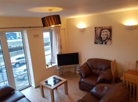 รูปภาพของโรงแรม: Cosy 3 bedroom apartment Cork City with great view