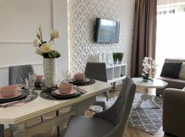 Hotel fotografie: Family & Business Elegant Apartments ul Warszawska - 2 Bedroom, Balcony, Parking