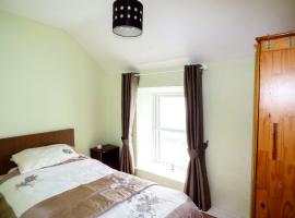 A picture of the hotel: No 2 Bath Terrace, Moville