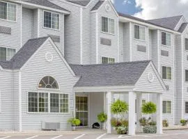 Microtel Inn and Suites Gassaway