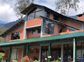 Chalet la Bonita, ξενοδοχείο σε Encano