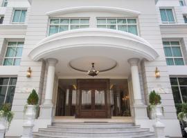 A picture of the hotel: The Rose Residence, Bangkok