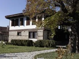Djudjeva Kyshta Hotel