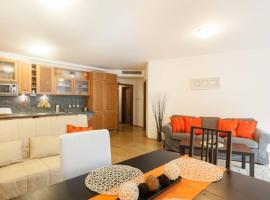 होटल की एक तस्वीर: Luxury Central Apartment in Prague