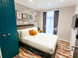 Oliver Plaza Hotel