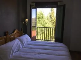 Hotel Cinco Castaños