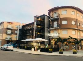 Apartamentos Giuliano, ξενοδοχείο σε Empuriabrava