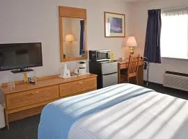 Americas Best Value Inn & Suites - Tahquamenon Country