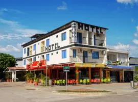 Hotel Bahía Cadi