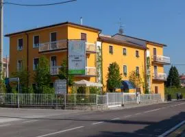 Hotel Bardolino, hotel in Bardolino