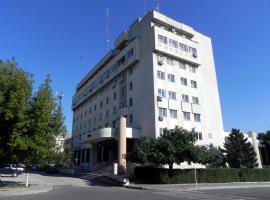 Hotel Calarasi, hotel in Călăraşi
