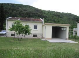 A picture of the hotel: Holiday Home Ferienhaus