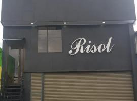 מלון צילום: Risol