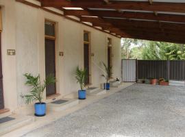 Truro weighbridge motel, hotel in Stockwell