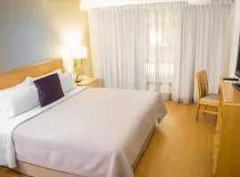 iStay Hotel Monterrey Histórico، فندق في مونتيري