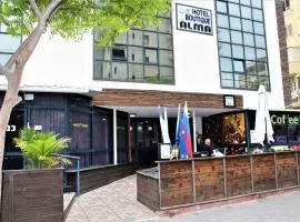 Hotel Alma - Near The Sea