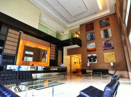 Hotel Photo: South of Market Spacious 2BR w/ Parking 50M WiFi