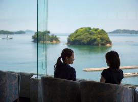 Toba Grand Hotel, khách sạn ở Toba