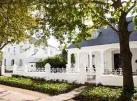 River Manor Boutique Hotel by The Living Journey Collection, hotel u gradu 'Stellenbosch'