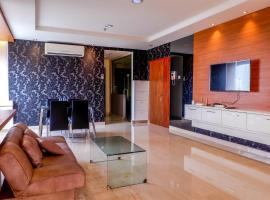 รูปภาพของโรงแรม: 3BR Apartment Permata Hijau Residence with City View By Travelio