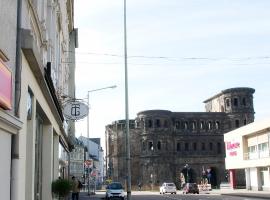 Фотография гостиницы: Hotel Porta Nigra