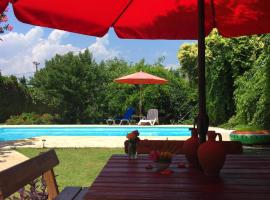 Zdjęcie hotelu: Villa Alkyon - Dreamy 3BR, Pool & BBQ next to Varnavas Beach