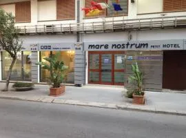 Mare Nostrum Petit Hôtel、ポッツァッロのホテル