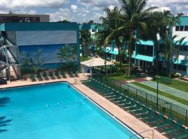 Gambaran Hotel: Surf Rider Resort