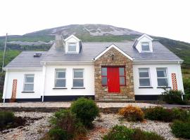 A picture of the hotel: Dunlewey Lodge - Self Catering Donegal