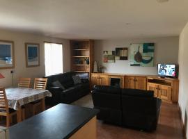 מלון צילום: 1 Bedroom Apartment in Loughrea Town