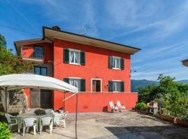 Hotel fotoğraf: Spacious Holiday Home in Marliana Italy with Private Garden