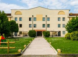 UNA HOTELS Occhiobello, hotelli kohteessa Occhiobello