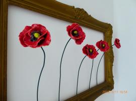 Foto di Hotel: Poppies Apartman