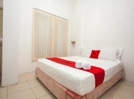 Gambaran Hotel: RedDoorz near Taman Bungkul