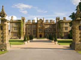 A picture of the hotel: Eynsham Hall