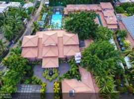 JKAB Park Hotel, ξενοδοχείο σε Trincomalee