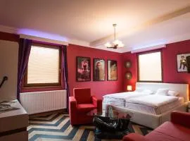 Retro hotel Garage