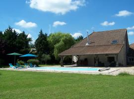 A picture of the hotel: Chez Jousseaume Chambre d'Hôtes et Gites