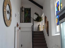 Hotel Photo: The Old Chapel Boutique B&B
