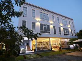 รูปภาพของโรงแรม: Alice Villa Hotel