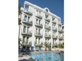 Hotel Ambassador