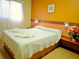 Hostería Casa Blanca Iguazú, hotel in Puerto Iguazú