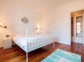 Hotel Photo: Stunning 4BR Apartment