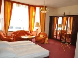 Hotel Pension Savoy am Kurdamm und Zoo