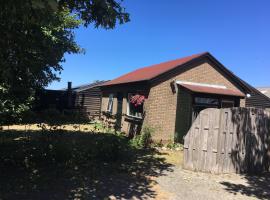Bungalow Halfweg, Hotel in Ballum