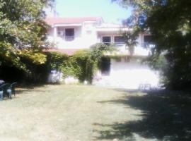 Foto di Hotel: Villa Notis