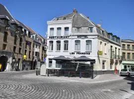 Hôtel Les Frangins, hotel v destinácii Saint-Omer