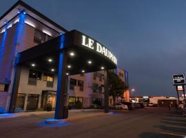 Hôtel & Suites Le Dauphin Québec, hotel in Quebec City